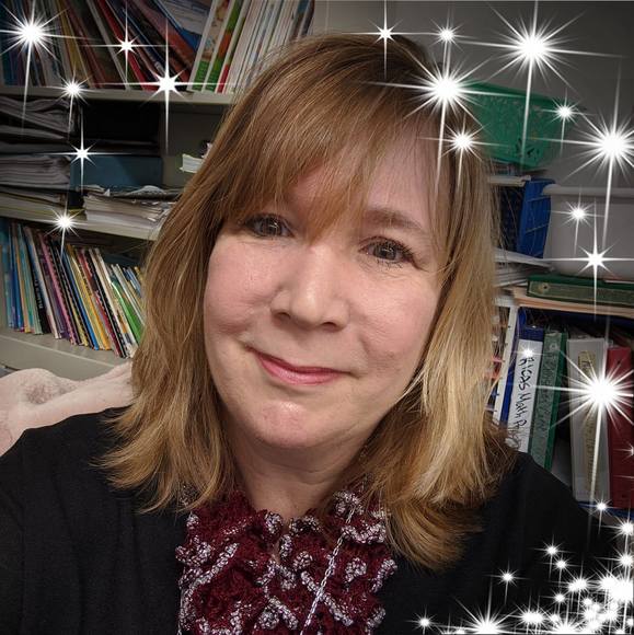 Meet your Posher, Amy - Picture 1 of 1